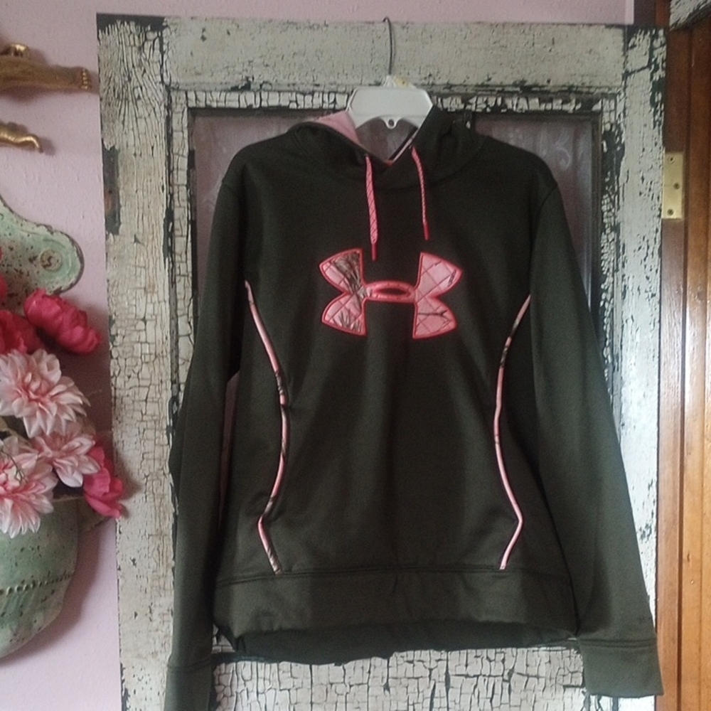 Under Armour Hoodie